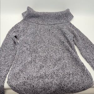 Elegant Heathered Turtleneck Sweater